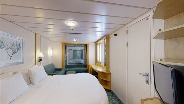 RCI, Independence of the Seas, Promenade View Interior.jpeg